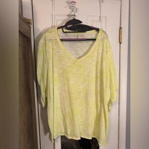 Cato Light Yellow V-Neck Short Sleeve Top 22/24